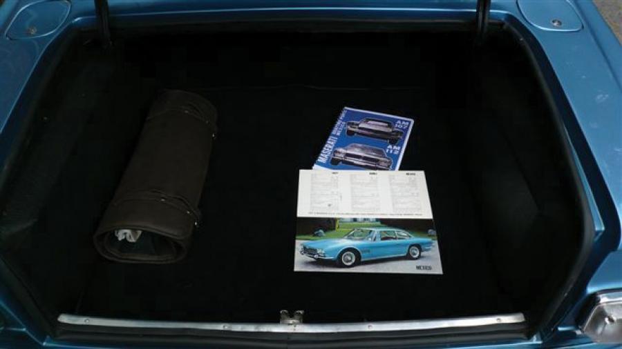  Maserati Mexico Coupeby Vignale 1972 года  (фото 2 из 15)